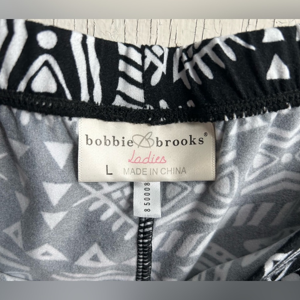 🔲🔲 Bobbie‎ Brookes Ladies Leggings-NWOT🔲🔲